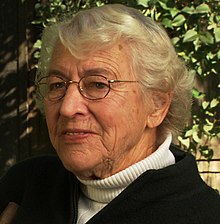 Nina Leopold Bradley