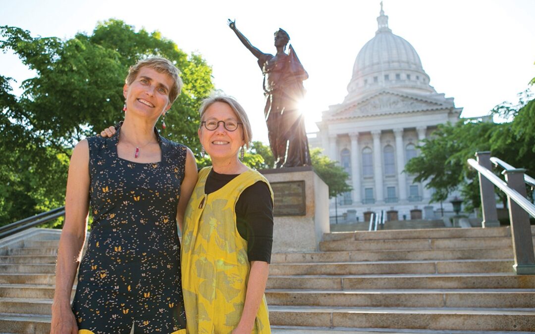 5-10-100 Women Artists Forward