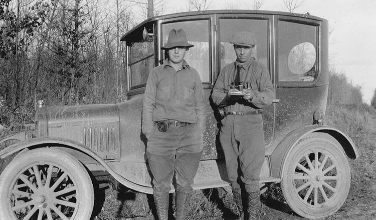Geologists Dickinson and Thwaites and one of the Wisconsin Geological Survey's cars. October 26, 1926. Image courtesy Wisconsin Geological and Natural History Survey (University of Wisconsin-Madison)